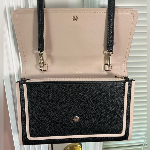 ✨💎Kate Spade 💎✨Summer Ward Place Black with Creamy Pink Details woc crossbody - Picture 2 of 8